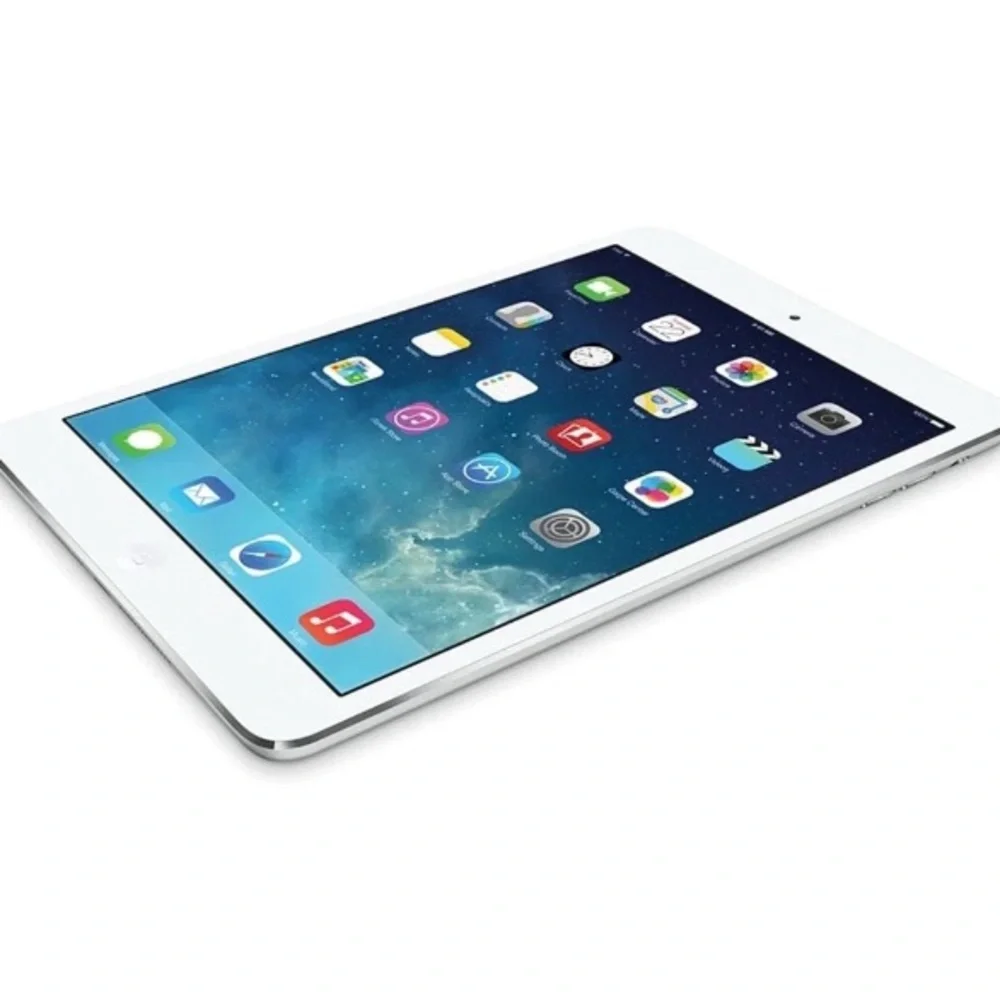 Apple Silver iPad Mini Sleek Design